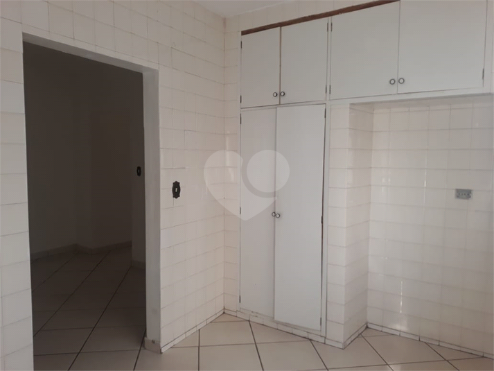 Foto REO1090383