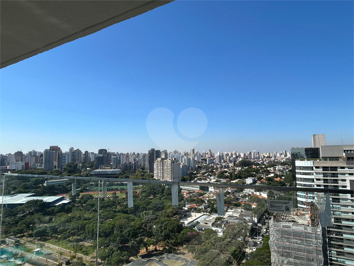 Foto REO1090394