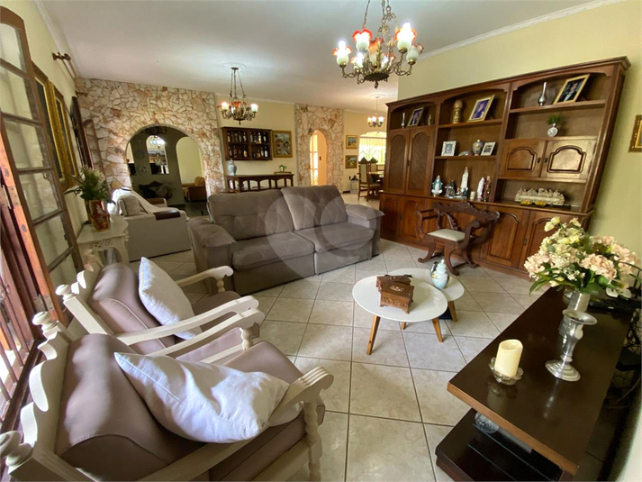 Foto REO1090437