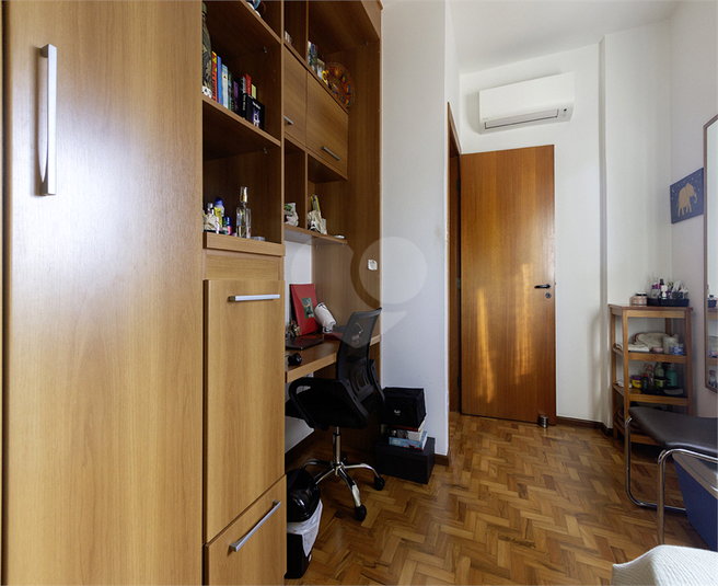 Foto REO1090438
