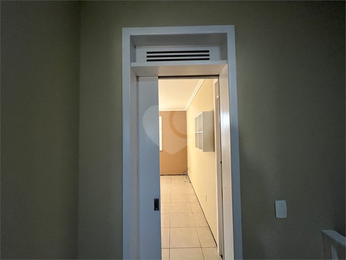 Foto REO1090459