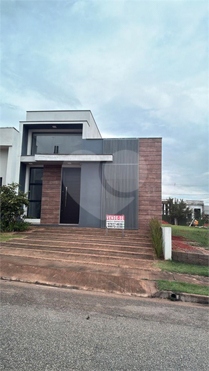 Foto REO1090464