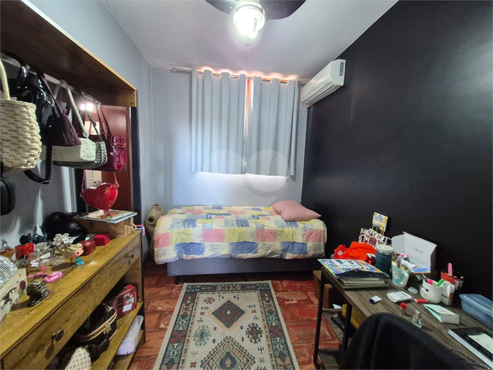Foto REO1090467