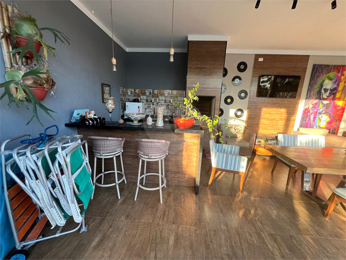 Foto REO1090488