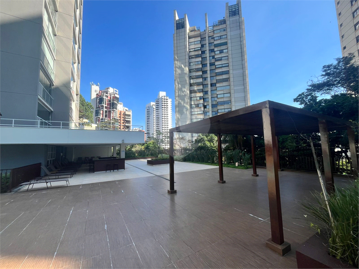 Foto REO1090526