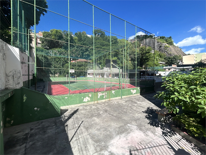 Foto REO1090533