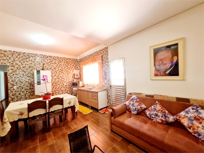 Foto REO1090541