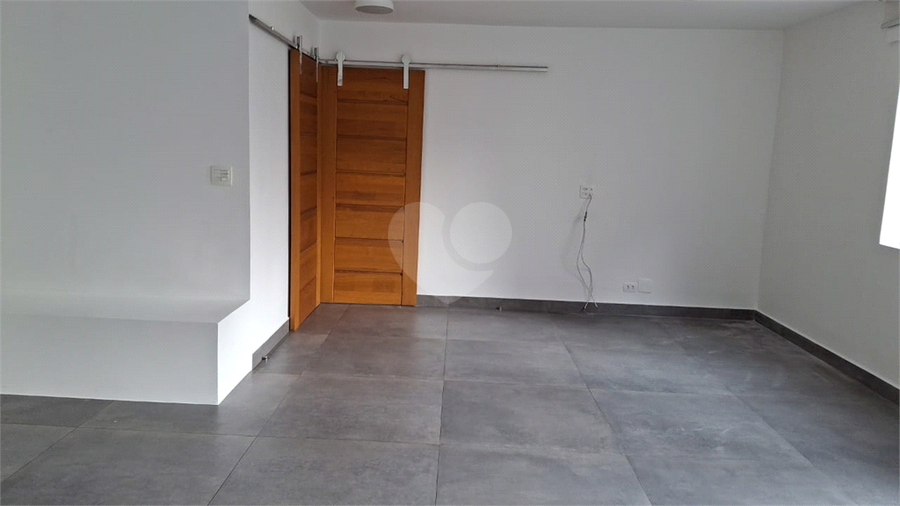 Foto REO1090554