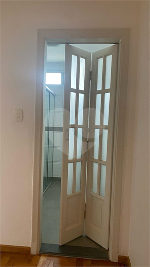 Foto REO1090559