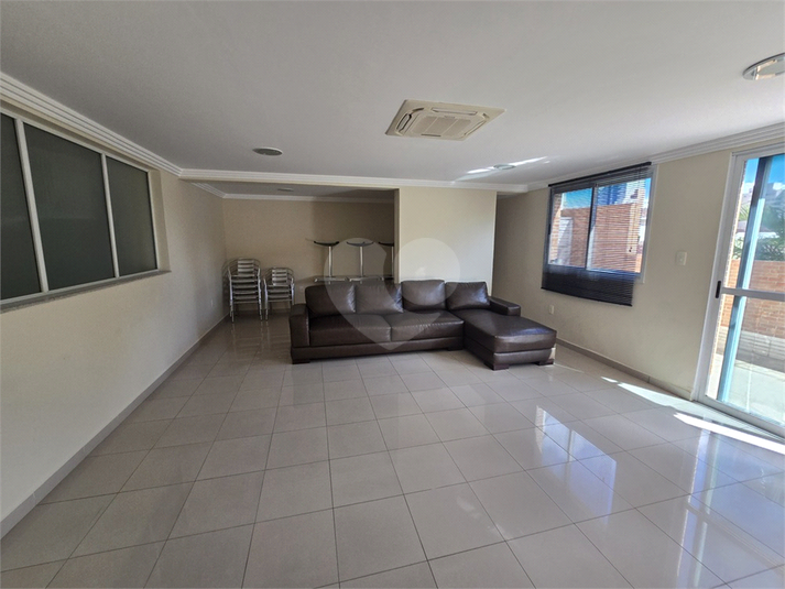 Foto REO1090567