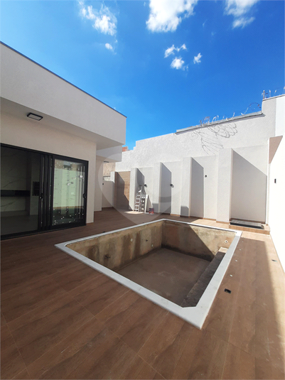 Foto REO1090578