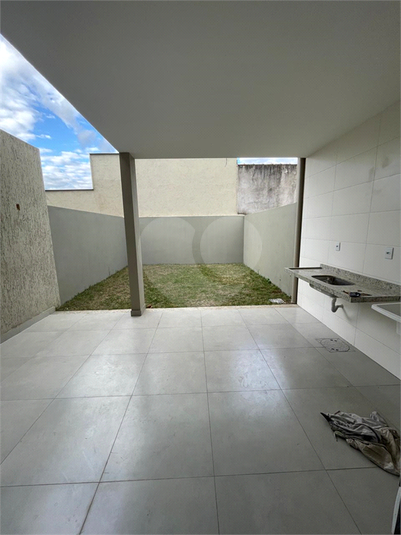 Foto REO1090594