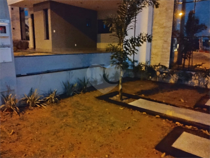 Foto REO1090620