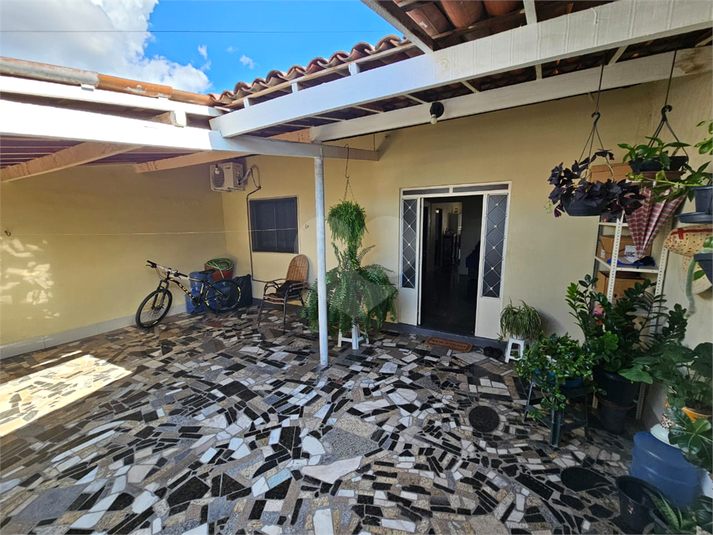 Foto REO1090631