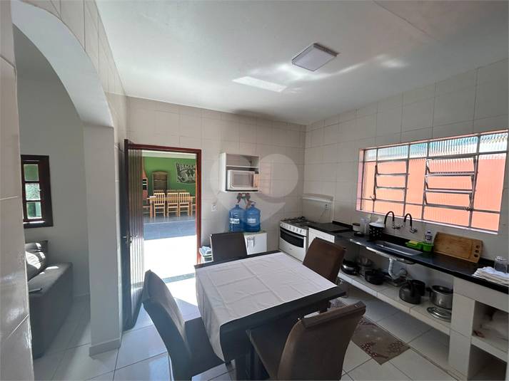 Foto REO1090667