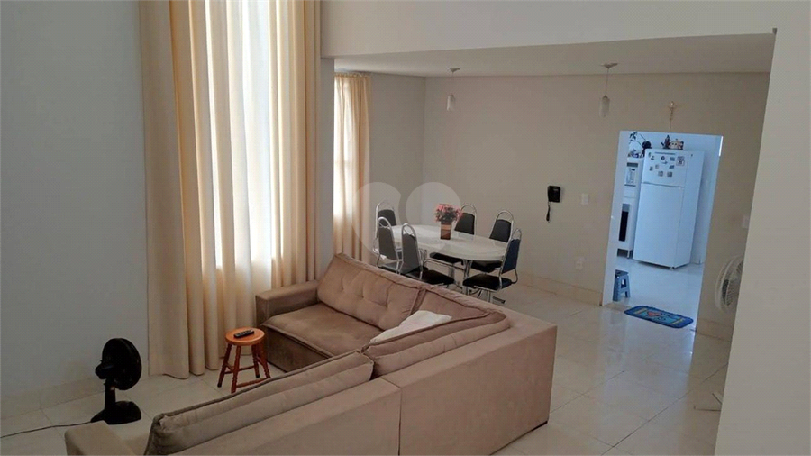 Foto REO1090682