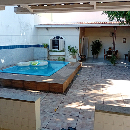 Foto REO1090731