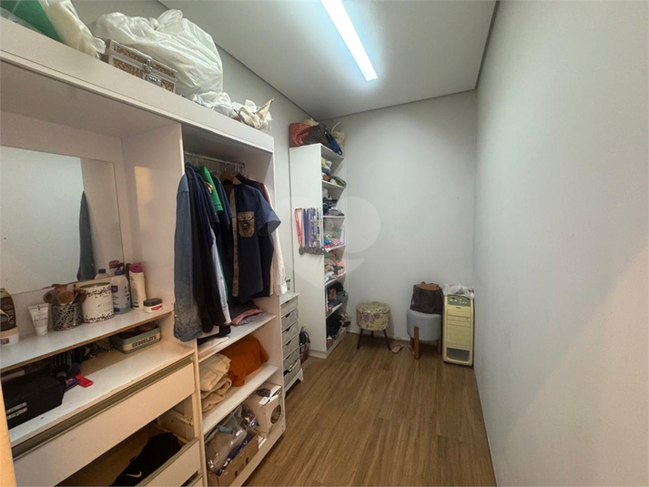 Foto REO1090744