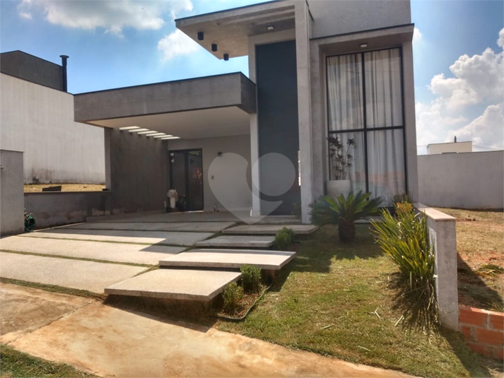 Foto REO1090744