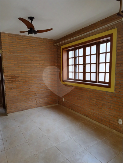 Foto REO1090803