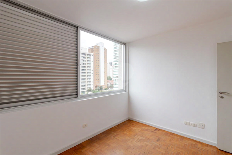 Foto REO1090847