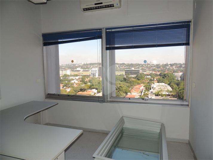 Foto REO1090869