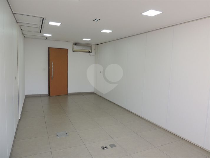 Foto REO1090869