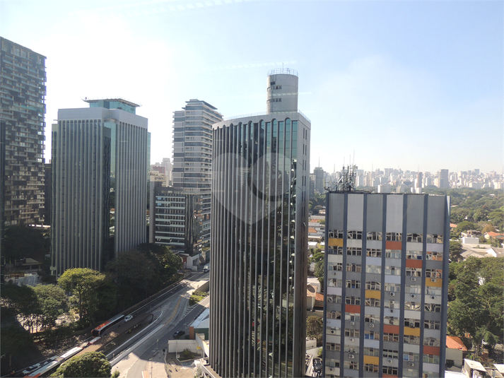 Foto REO1090869