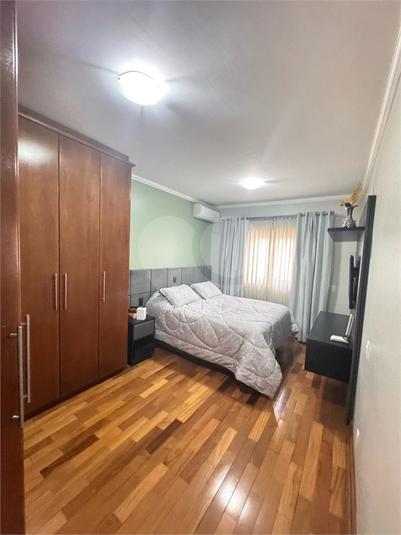 Foto REO1090900