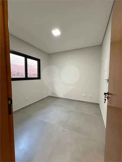 Foto REO1090961