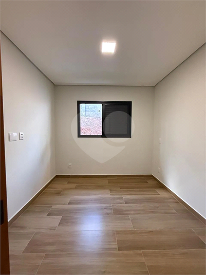 Foto REO1090961
