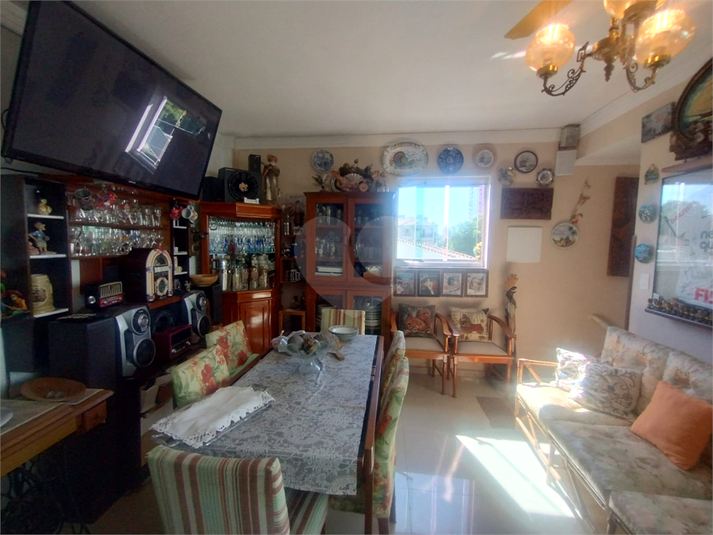 Foto REO1091002