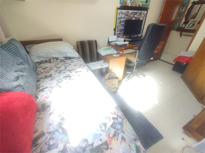 Foto REO1091002