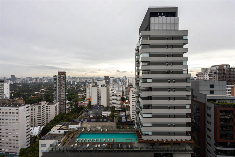 Foto REO1091014