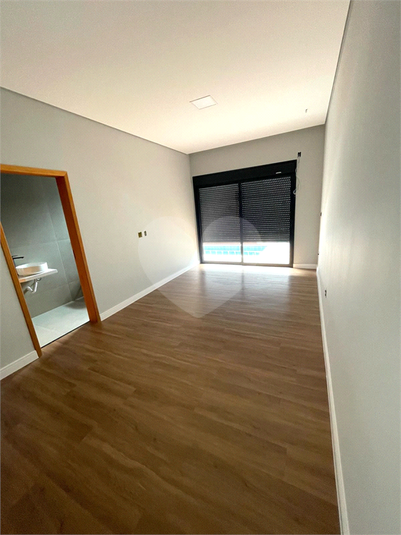 Foto REO1091086