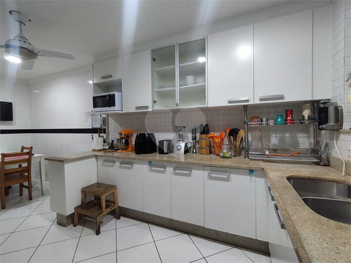 Foto REO1091266