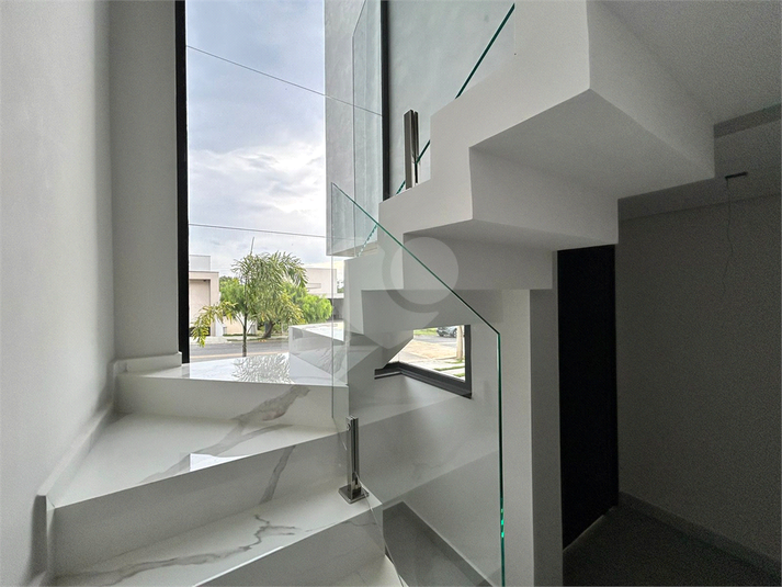 Foto REO1091338