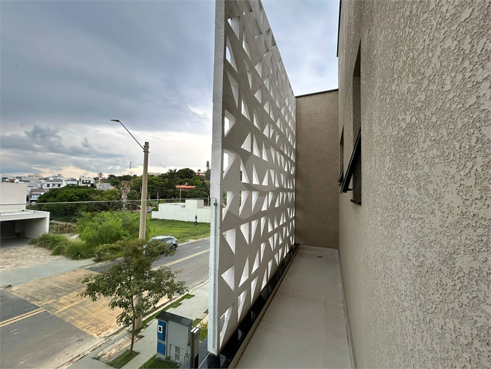 Foto REO1091338