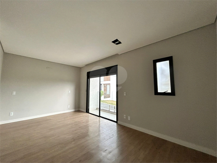 Foto REO1091338