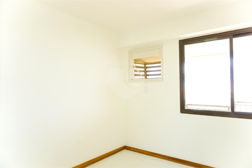 Foto REO1091374