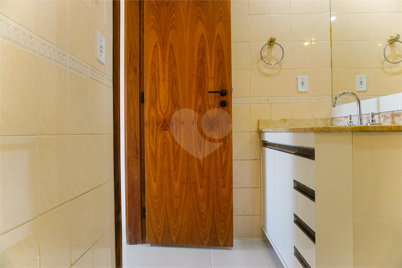 Foto REO1091374