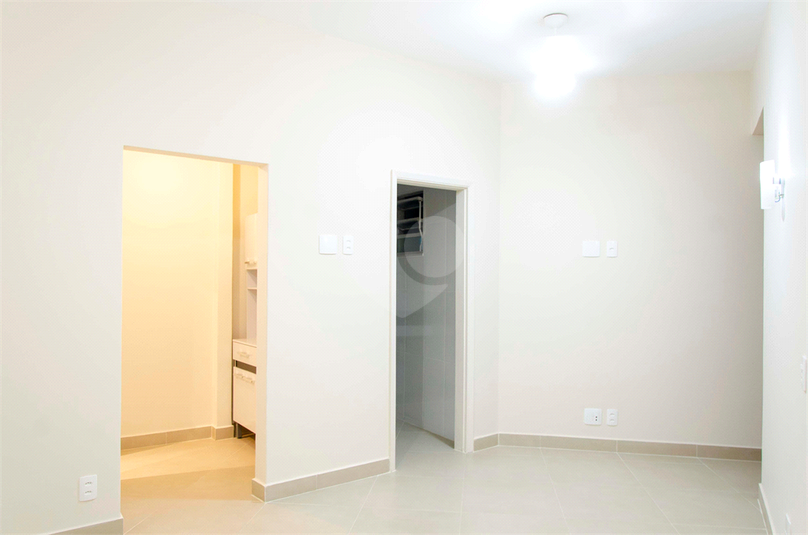 Foto REO1091381