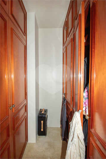 Foto REO1091422