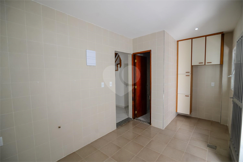 Foto REO1091441