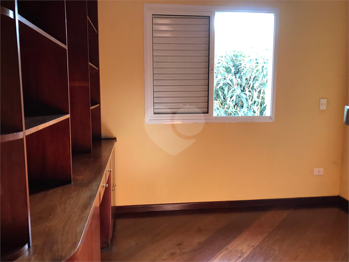 Foto REO1091525