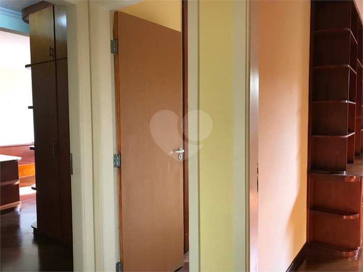 Foto REO1091525