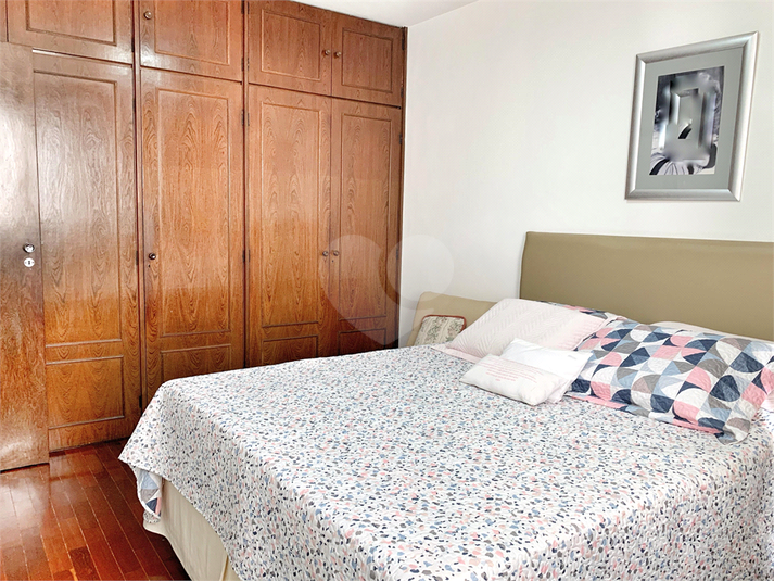 Foto REO1091760