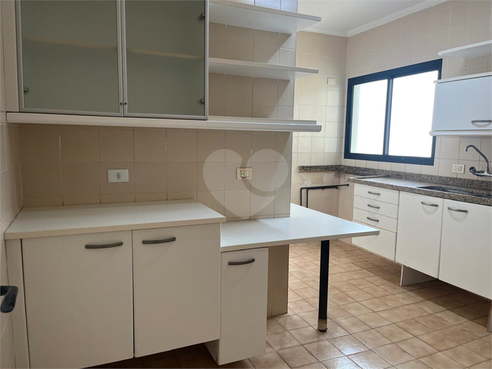 Foto REO1091912