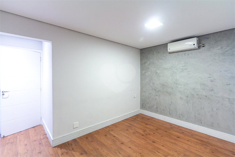 Foto REO1091936