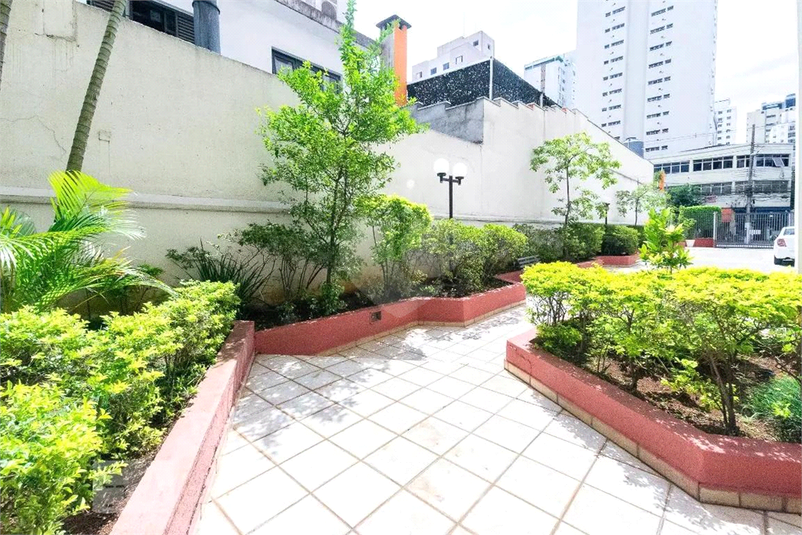 Foto REO1091936